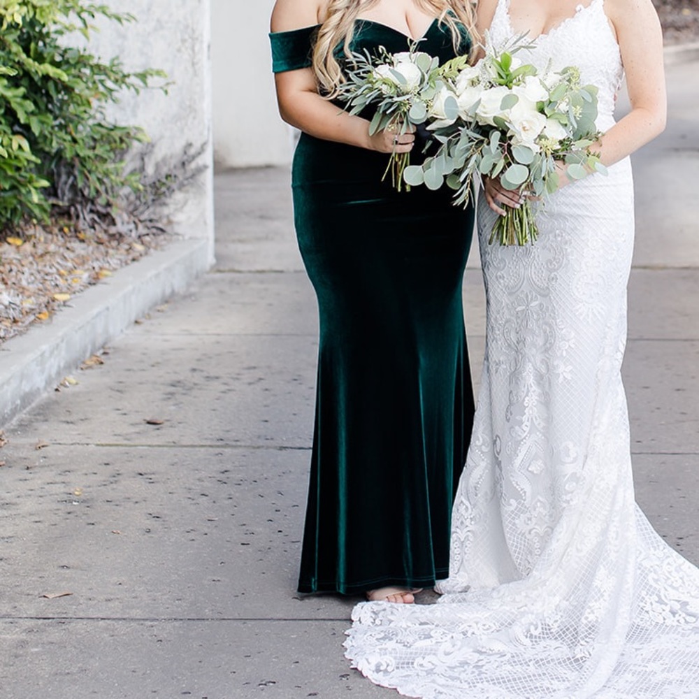 Revelry Bardot Velvet Dress in Classic Emerald size 12